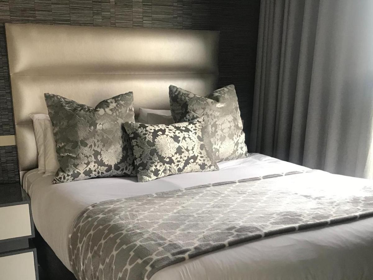 Zwelakho Furnished Apartments The Cube Johannesburg Exteriér fotografie