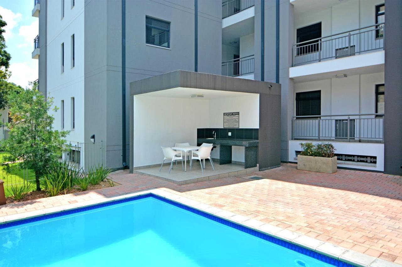 Zwelakho Furnished Apartments The Cube Johannesburg Exteriér fotografie