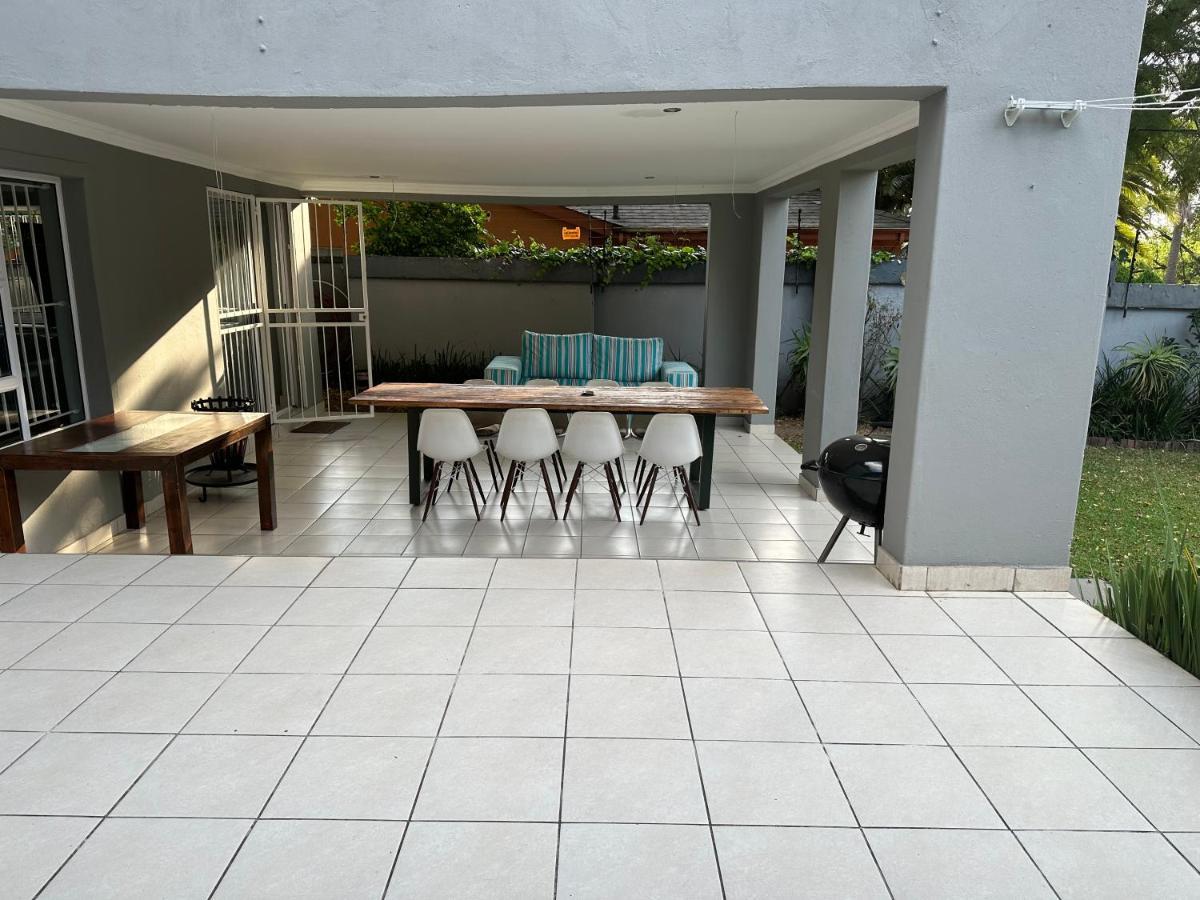 Zwelakho Furnished Apartments The Cube Johannesburg Exteriér fotografie