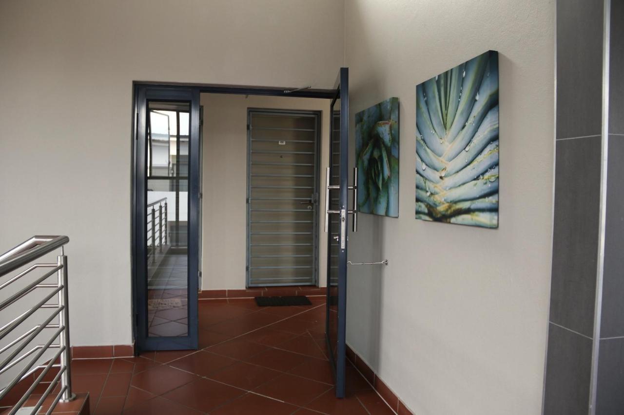 Zwelakho Furnished Apartments The Cube Johannesburg Exteriér fotografie